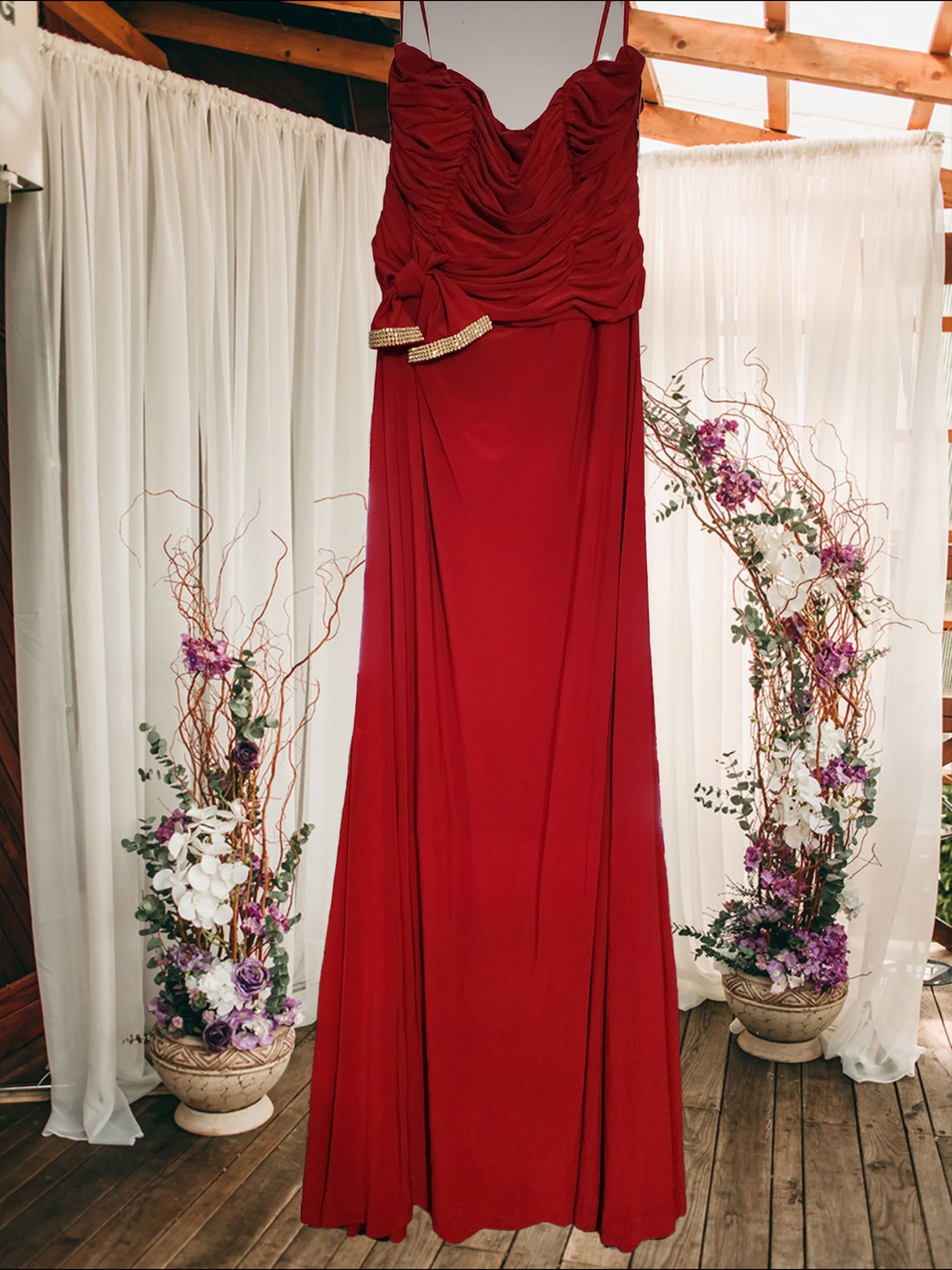 Jersey Sweetheart Gown Red