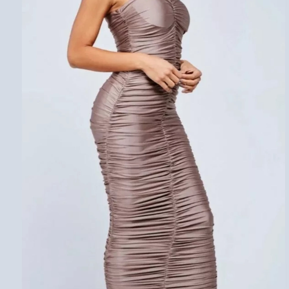 
                      
                        L'atiste Strapless Ribbed Maxi Dress
                      
                    