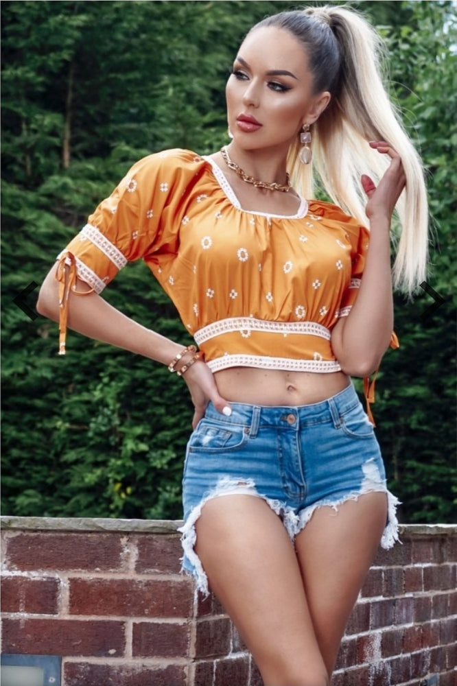 
                      
                        Daisy Floral Lace Trim Tie Up Detail Crop Top
                      
                    