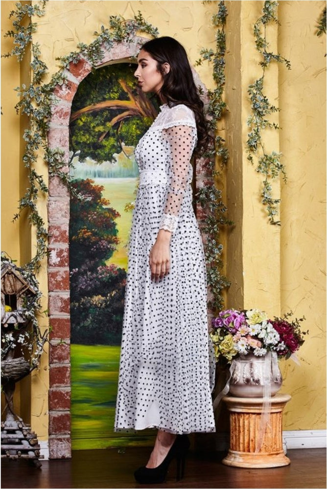 
                      
                        Shoulder Lace Detailed Polka Dot Maxi Dress
                      
                    