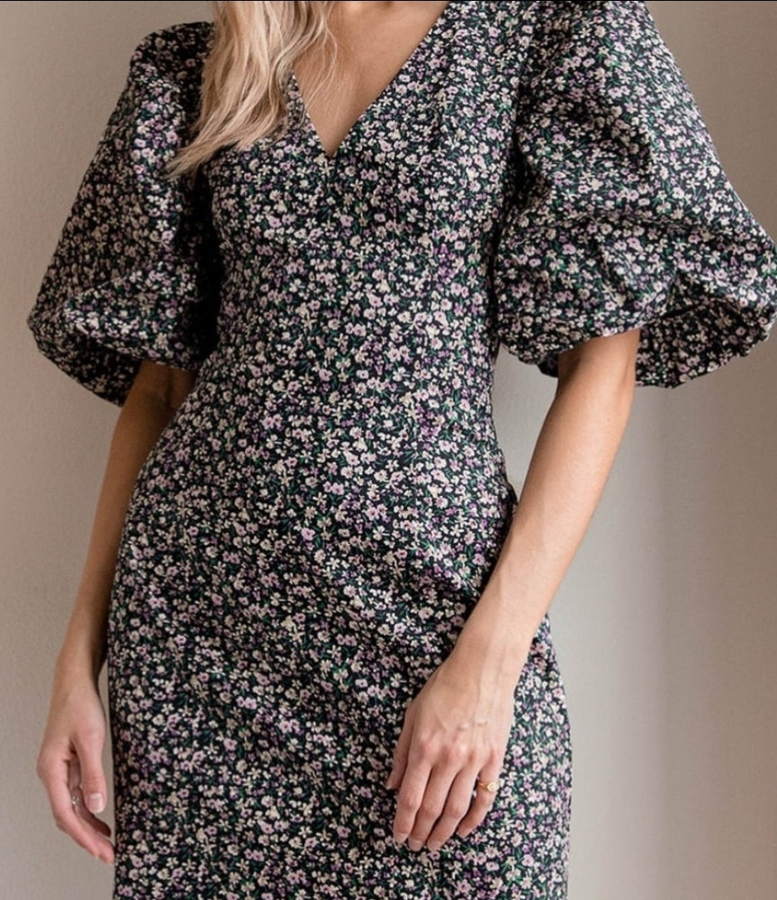 
                      
                        Keep It Sunny Black Floral Print Puff Sleeve Mini Bodycon Dress
                      
                    